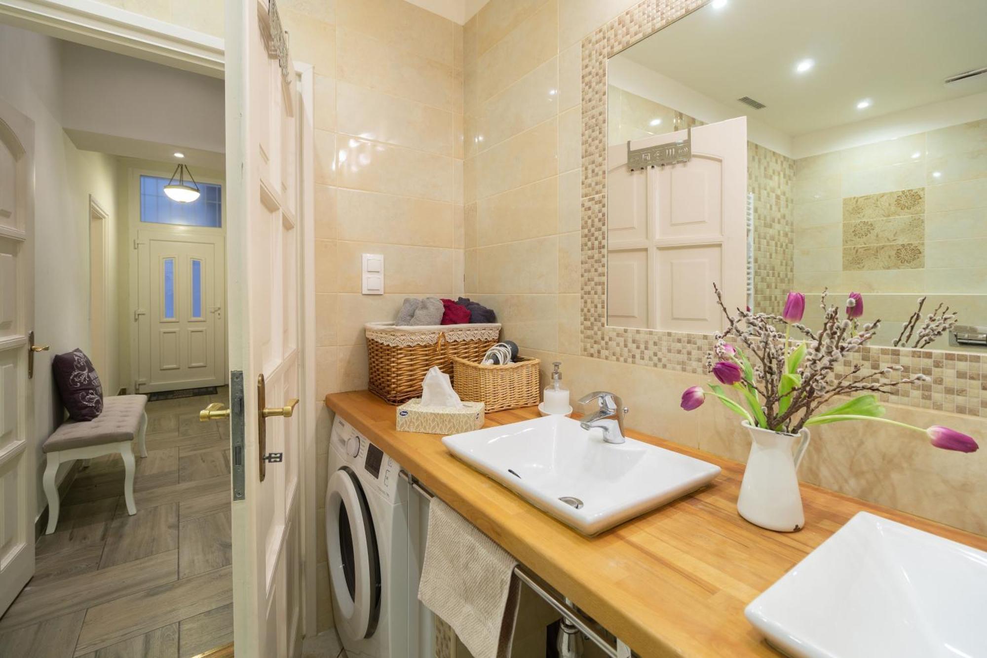 Jewel In Buda Apartment بودابست المظهر الخارجي الصورة